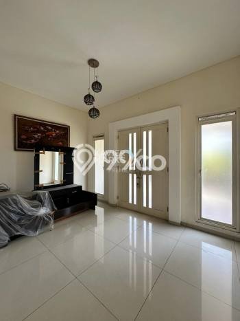 Rumah LT 450m2m² / LB 435m2m² di Kawasan , Malang Rumah LT 450m2m² / LB 435m2m² di Kawasan , Malang