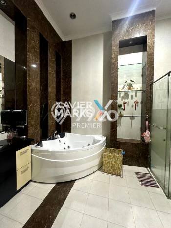 Siap Huni Rumah Mewah 5 Kamar di Mulyorejo Dekat ke Mana Saja Siap Huni Rumah Mewah 5 Kamar di Mulyorejo Dekat ke Mana Saja