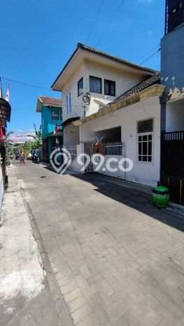 For Sale Rumah 13 Kamar Lokasi Ideal Nyaman dan Strategis di Pakis For Sale Rumah 13 Kamar Lokasi Ideal Nyaman dan Strategis di Pakis