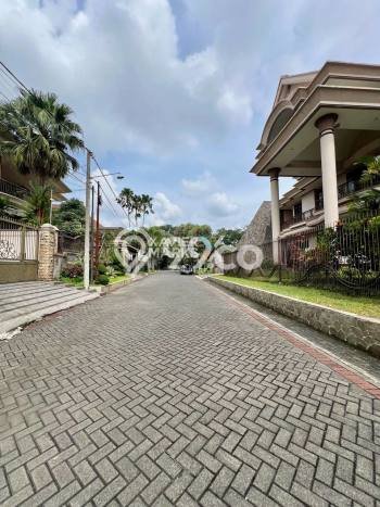 Hunian Eksklusif Dijual LT 1050m2 di Klojen, Malang Hunian Eksklusif Dijual LT 1050m2 di Klojen, Malang