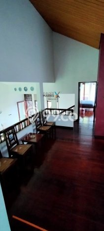 Vila di Batu, Area 525m2m², Dekat dengan transportasi publik Vila di Batu, Area 525m2m², Dekat dengan transportasi publik