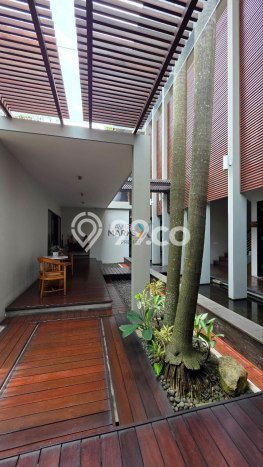 INVESTASI MENGUNTUNGKAN! Hotel di Klojen, Luas 715m2m², Kawasan Bisnis INVESTASI MENGUNTUNGKAN! Hotel di Klojen, Luas 715m2m², Kawasan Bisnis
