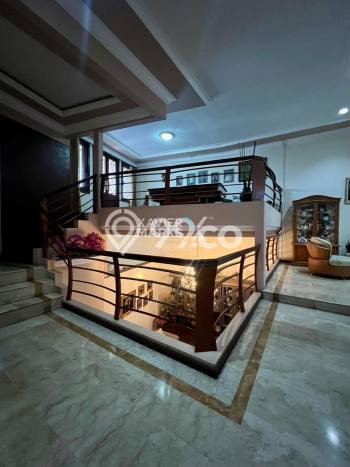 For Sale Rumah Mewah Exclusive di Klojen, Malang For Sale Rumah Mewah Exclusive di Klojen, Malang