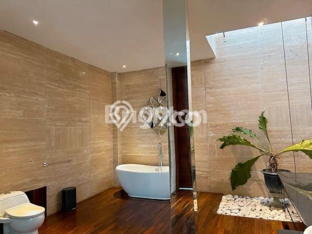 SEWA! Vila di Sanur, Luas 435m², Dekat ke Fasilitas Umum SEWA! Vila di Sanur, Luas 435m², Dekat ke Fasilitas Umum
