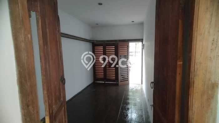 Disewakan! Rumah 3 Kamar Tidur &
3 Kamar Mandi di Sektor 9-Bintaro, Tangerang Selatan Disewakan! Rumah 3 Kamar Tidur &
3 Kamar Mandi di Sektor 9-Bintaro, Tangerang Selatan