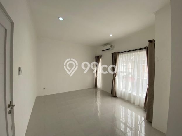 Rumah Modern Cantik 2 KT Siap Huni di BSD Rumah Modern Cantik 2 KT Siap Huni di BSD