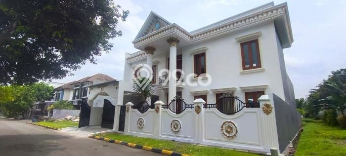 Rumah Luxury Modern Tanpa Renovasi di BSD City Tangerang Rumah Luxury Modern Tanpa Renovasi di BSD City Tangerang