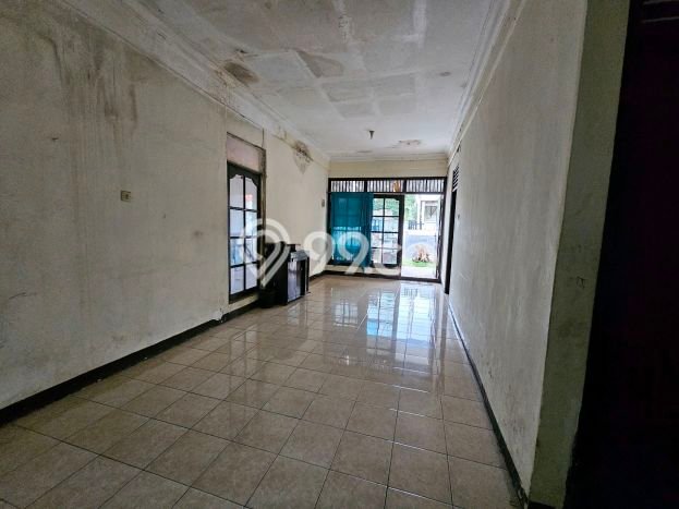Jual Rumah Strategis Bagus Punya 4 KT di Larangan Tangerang SHM Jual Rumah Strategis Bagus Punya 4 KT di Larangan Tangerang SHM