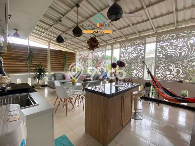 Rumah Mewah Siap Huni LT 205m2 di BSD, Tangerang Selatan Rumah Mewah Siap Huni LT 205m2 di BSD, Tangerang Selatan