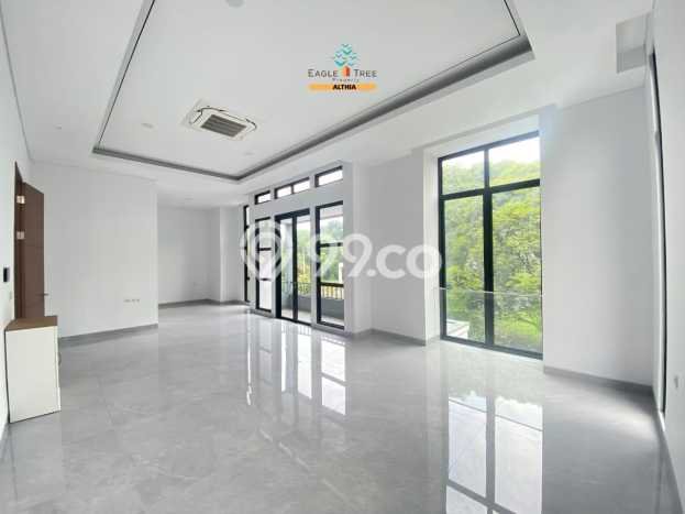 Best Deal Hunian Premium Ideal dan Luas di BSD, Tangerang Selatan Best Deal Hunian Premium Ideal dan Luas di BSD, Tangerang Selatan