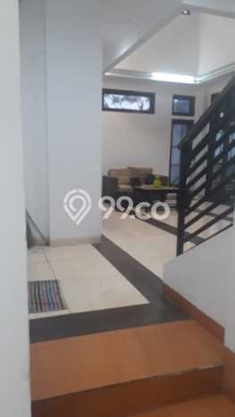 Ready to Use! Premium House LT 336m2 Desain Elegan di BSD Ready to Use! Premium House LT 336m2 Desain Elegan di BSD