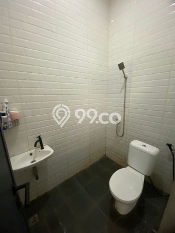 Dijual Hunian Rumah Nyaman 5 Kamar di Bintaro, Tangerang Selatan Dijual Hunian Rumah Nyaman 5 Kamar di Bintaro, Tangerang Selatan