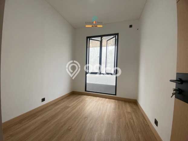 For Sale! Luxury House LT 135m2 Desain Elegan di Bintaro For Sale! Luxury House LT 135m2 Desain Elegan di Bintaro