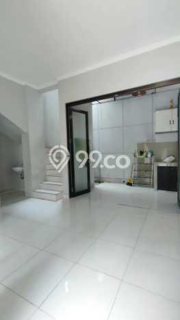 For Sale Hunian Rumah Nyaman 2 KT di Graha Raya, Tangerang Selatan For Sale Hunian Rumah Nyaman 2 KT di Graha Raya, Tangerang Selatan