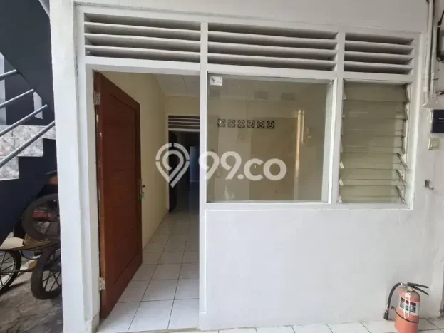 Kost Disewakan di Kebayoran Lama, Jakarta Selatan, Lokasi Strategis dan Nyaman Kost Disewakan di Kebayoran Lama, Jakarta Selatan, Lokasi Strategis dan Nyaman