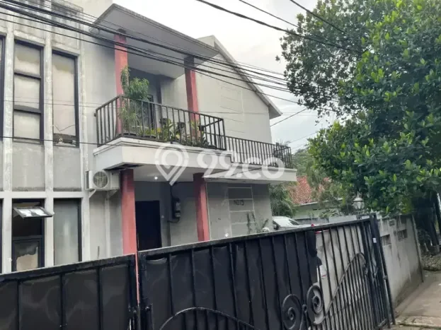 Kost Siap Huni di Kebayoran Baru, Jakarta Selatan Kost Siap Huni di Kebayoran Baru, Jakarta Selatan