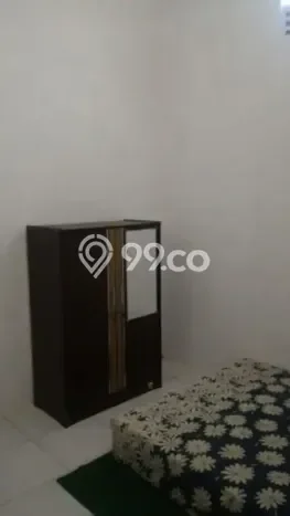 Kost Strategis Disewakan di Gresik, Gresik Kondisi Baik Full Furnished Kost Strategis Disewakan di Gresik, Gresik Kondisi Baik Full Furnished
