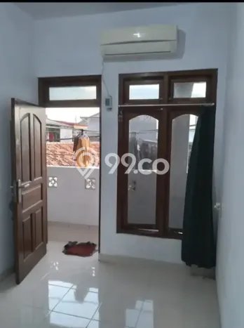 Disewakan Kost Cempaka Putih Dekat ke Mana Pun Disewakan Kost Cempaka Putih Dekat ke Mana Pun