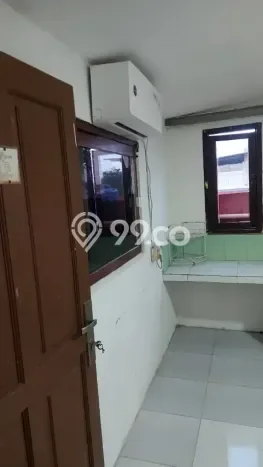 Kos-kosan Strategis Disewakan di Mampang Prapatan, Jakarta Selatan Kondisi Baik Full Furnished Kos-kosan Strategis Disewakan di Mampang Prapatan, Jakarta Selatan Kondisi Baik Full Furnished