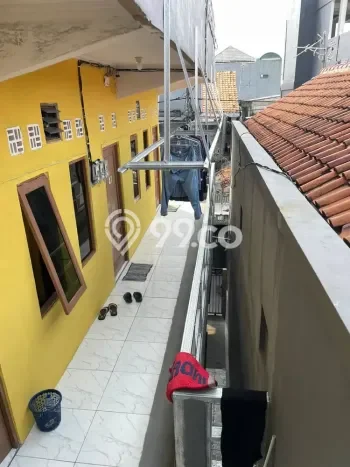 Kost Strategis Disewakan di Tebet, Jakarta Selatan Kondisi Baik Full Furnished Kost Strategis Disewakan di Tebet, Jakarta Selatan Kondisi Baik Full Furnished