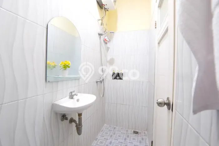 Kost Nyaman Strategis di Kebayoran Baru Full Furnished Kost Nyaman Strategis di Kebayoran Baru Full Furnished