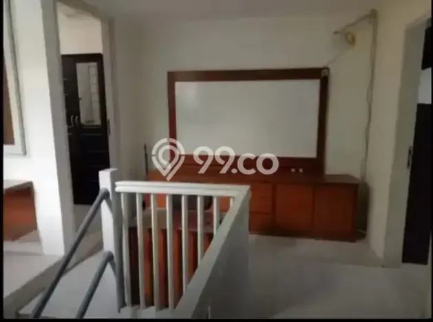Kos-kosan Strategis Disewakan di Kebayoran Baru, Jakarta Selatan Kondisi Baik Full Furnished Kos-kosan Strategis Disewakan di Kebayoran Baru, Jakarta Selatan Kondisi Baik Full Furnished