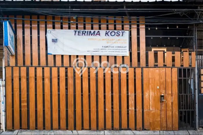 Disewakan Kost Lokasi Cengkareng, Jakarta Barat Area Strategis Disewakan Kost Lokasi Cengkareng, Jakarta Barat Area Strategis
