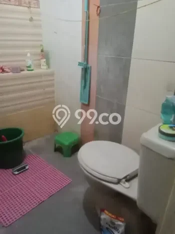 Kost Strategis Disewakan di Kebayoran Lama, Jakarta Selatan Kondisi Baik Full Furnished Kost Strategis Disewakan di Kebayoran Lama, Jakarta Selatan Kondisi Baik Full Furnished