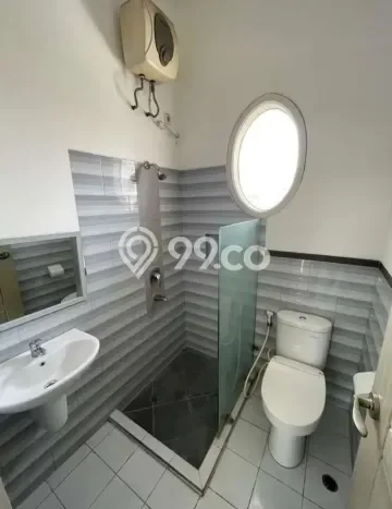 Disewakan Kost Strategis di Kebon Jeruk Kondisi Bagus Full Furnished Disewakan Kost Strategis di Kebon Jeruk Kondisi Bagus Full Furnished