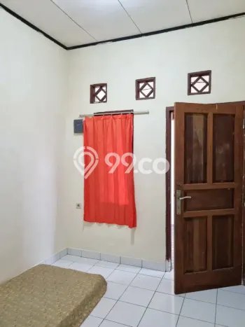 Kos-kosan Strategis Disewakan di Pondok Aren, Tangerang Selatan Kondisi Baik Full Furnished Kos-kosan Strategis Disewakan di Pondok Aren, Tangerang Selatan Kondisi Baik Full Furnished