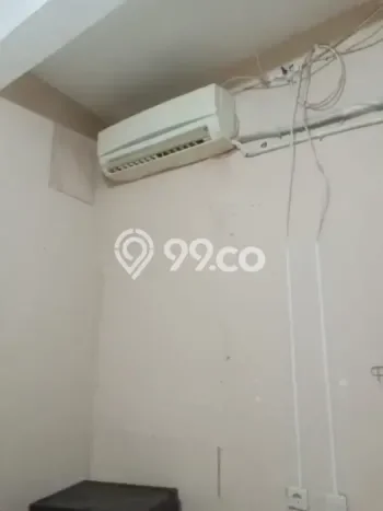 Kost Strategis Disewakan di Kebayoran Lama, Jakarta Selatan Kondisi Baik Full Furnished Kost Strategis Disewakan di Kebayoran Lama, Jakarta Selatan Kondisi Baik Full Furnished