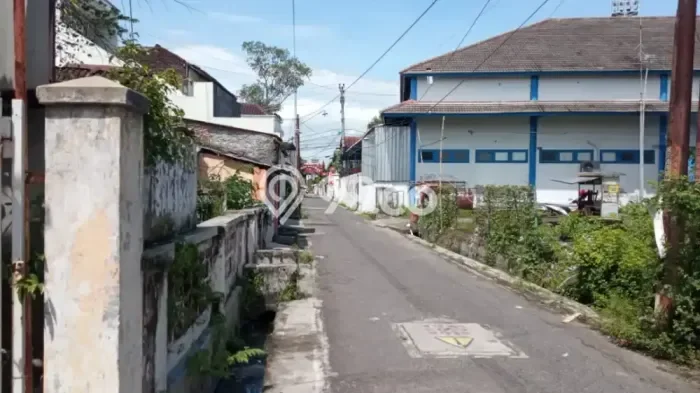 Kost Disewakan di Banjarsari, Surakarta, Lokasi Strategis dan Nyaman Kost Disewakan di Banjarsari, Surakarta, Lokasi Strategis dan Nyaman