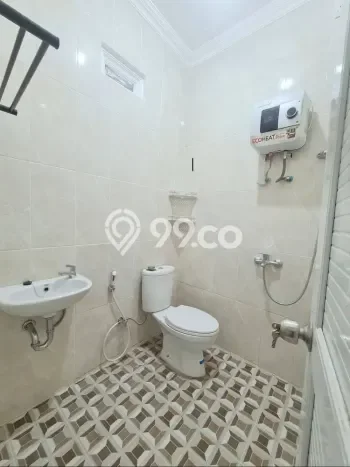 Disewakan Kost di Kawasan Favorit Semarang Tengah Bisa Survei Dulu Disewakan Kost di Kawasan Favorit Semarang Tengah Bisa Survei Dulu
