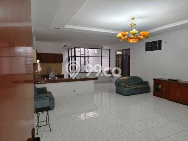 Hunian Nyaman Asri 5 KT Siap Huni di Taman Holis Indah Bandung Hunian Nyaman Asri 5 KT Siap Huni di Taman Holis Indah Bandung