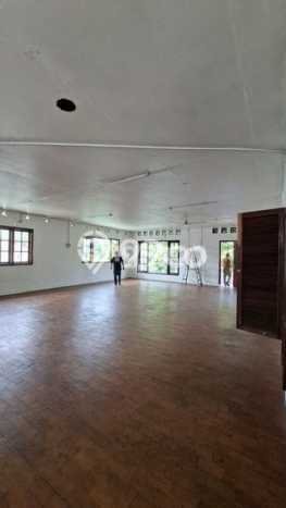 Unit Komersial Tersedia di Jati Asih Spesifikasi LB 500m2 Unit Komersial Tersedia di Jati Asih Spesifikasi LB 500m2