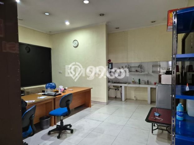 Area Ramai! Gudang Dijual di Cileungsi untuk Bisnis Luas Bangunan 3500m2 Area Ramai! Gudang Dijual di Cileungsi untuk Bisnis Luas Bangunan 3500m2