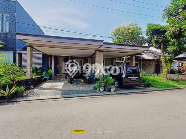 Jual Rumah Eksklusif 4 KT di Bojong Sari, Depok Jual Rumah Eksklusif 4 KT di Bojong Sari, Depok