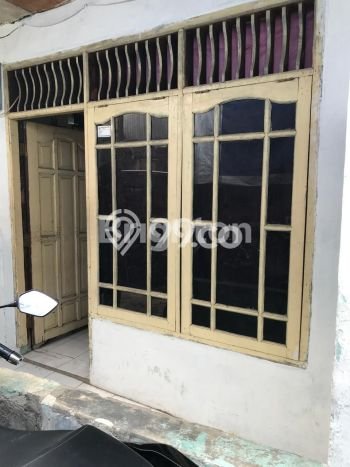 Jual Rumah Eksklusif 5 KT di Margonda, Depok Jual Rumah Eksklusif 5 KT di Margonda, Depok