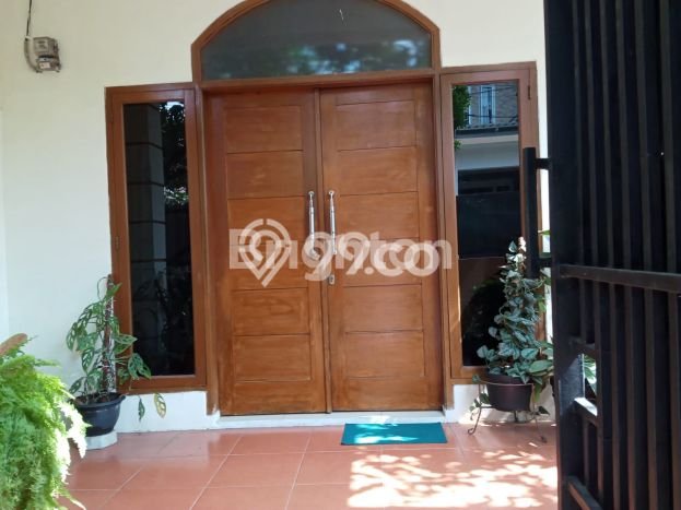 Jual Rumah Luas Megah Dengan View Cantik di Buaran, Jakarta Timur Jual Rumah Luas Megah Dengan View Cantik di Buaran, Jakarta Timur