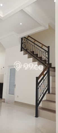 Rumah Modern Minimalis 3 KT Bisa Langsung Pindah di Cipayung Rumah Modern Minimalis 3 KT Bisa Langsung Pindah di Cipayung