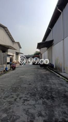 Unit Gudang Dijual di Cileungsi Bogor 2860m2 Unit Gudang Dijual di Cileungsi Bogor 2860m2