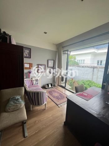 Rumah Elit LB 250m2 Siap Huni Desain Elegan di Bintaro, Jakarta Selatan Rumah Elit LB 250m2 Siap Huni Desain Elegan di Bintaro, Jakarta Selatan