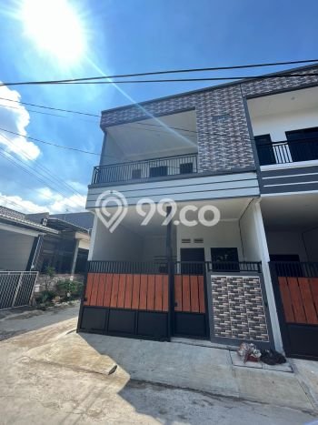 For Sale Rumah 3 Kamar Lokasi Ideal Nyaman dan Strategis di Cipondoh For Sale Rumah 3 Kamar Lokasi Ideal Nyaman dan Strategis di Cipondoh