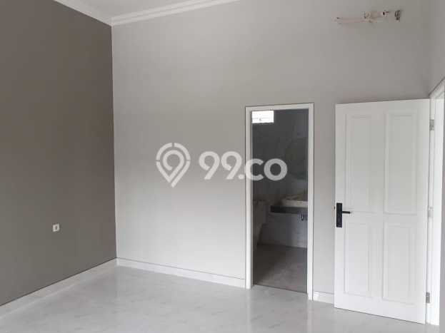 Rumah kawasan , Surabaya, LT 150m2m² LB 200m2m² Rumah kawasan , Surabaya, LT 150m2m² LB 200m2m²