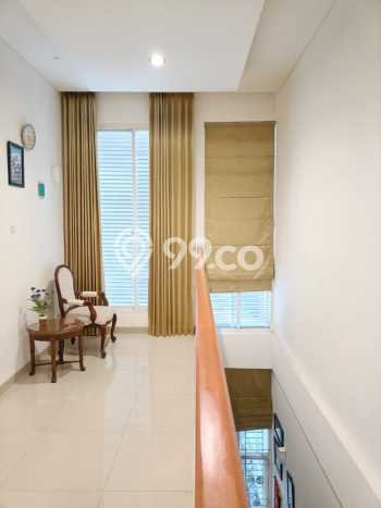 Hunian Impian Modern! Rumah 2 Lantai area Rungkut, Surabaya, LT 69m2m² LB 89m2m² Hunian Impian Modern! Rumah 2 Lantai area Rungkut, Surabaya, LT 69m2m² LB 89m2m²