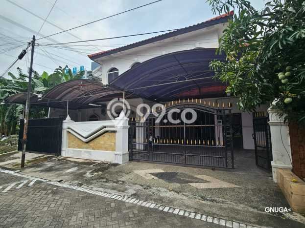 Rumah Bagus di Tenggilis Mejoyo, Surabaya, LT 415m2m² LB 542m2m² HARGA MENARIK! Rumah Bagus di Tenggilis Mejoyo, Surabaya, LT 415m2m² LB 542m2m² HARGA MENARIK!