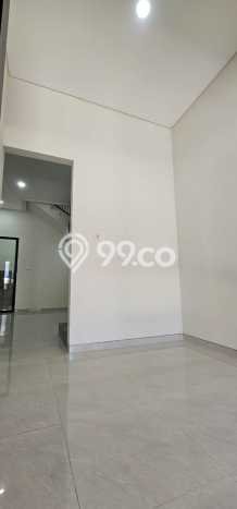 DIJUAL CEPAT! Rumah Siap Huni Area Strategis Mulyorejo, Luas 96m2m² LB 160m2m² DIJUAL CEPAT! Rumah Siap Huni Area Strategis Mulyorejo, Luas 96m2m² LB 160m2m²