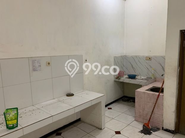 Ruko Bagus Dijual LB 140m2 Lokasi Strategis Surabaya Area Cocok untuk Berbisnis Ruko Bagus Dijual LB 140m2 Lokasi Strategis Surabaya Area Cocok untuk Berbisnis