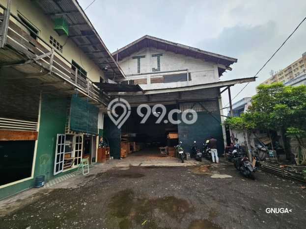 LOKASI PREMIUM! Gudang di Rungkut, Luas 500m2m², Akses Strategis LOKASI PREMIUM! Gudang di Rungkut, Luas 500m2m², Akses Strategis