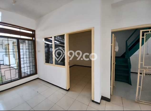 Rumah Asri di , 2 KM, Lingkungan Strategis, LT 360m2m² Bangunan 282m2m² Rumah Asri di , 2 KM, Lingkungan Strategis, LT 360m2m² Bangunan 282m2m²